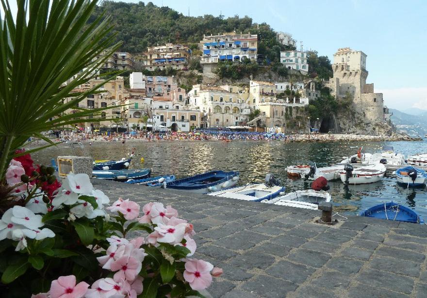 La Casetta Di Mary Cetara Exterior photo